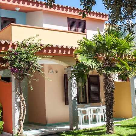 Residence Oasi Anfiteatro Porto Ottiolu Buitenkant foto